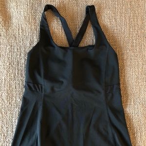 Lucy black top / size xs